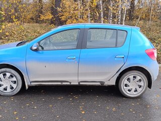 2016 Renault Sandero II, синий, 880000 рублей, вид 4