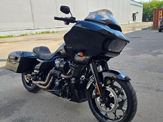 2021 Harley-Davidson Road Glide, чёрный, 2299999 рублей, вид 2