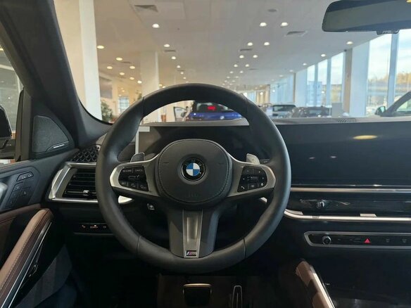 2025 BMW X6 40i III (G06) Рестайлинг, чёрный, 14450000 рублей - вид 12