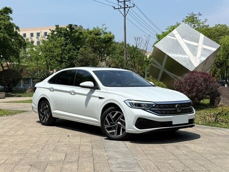 2022 Volkswagen Sagitar III Рестайлинг, белый, 1852000 рублей, вид 1