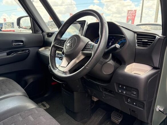 2023 Mitsubishi Delica Mini I, зелёный - вид 11