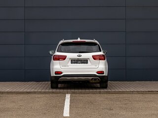 2019 Kia Sorento III Prime Рестайлинг, белый, 2895000 рублей, вид 5