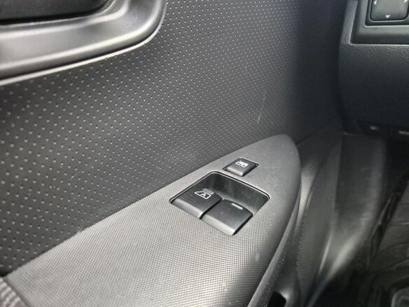 2006 Nissan Note I, чёрный, 290000 рублей - вид 14
