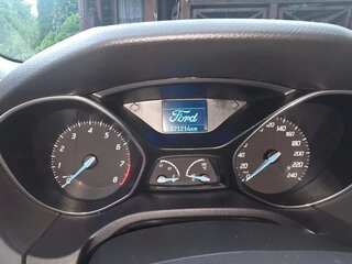2011 Ford Focus III, пурпурный, 1300000 рублей, вид 5