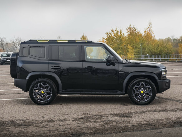2024 Jetour T2, чёрный, 3189000 рублей - вид 3