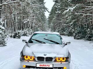 2003 BMW 5 серии 525d IV (E39) Рестайлинг, серебристый, 1300000 рублей, вид 4