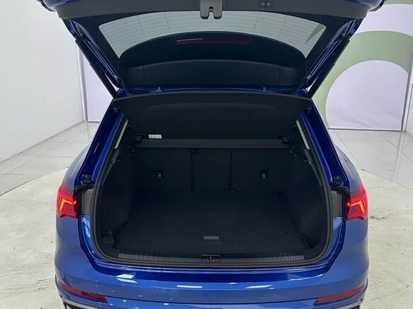 2023 Audi Q3 35 TFSI II (F3), синий, 2640000 рублей - вид 11