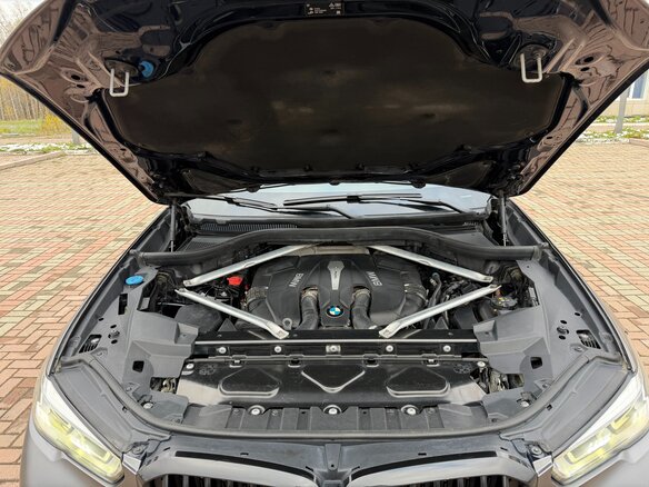 2018 BMW X5 50i IV (G05/G18), чёрный, 4700000 рублей - вид 14