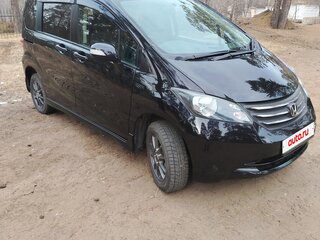 2009 Honda Freed I, фиолетовый, 1050000 рублей, вид 2