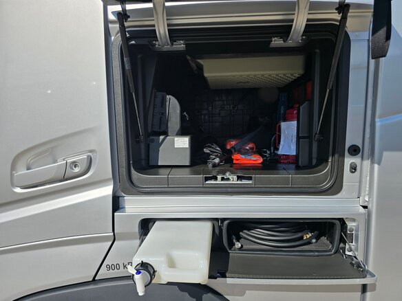 2026 Volvo FH 540, серебристый, 26000000 рублей - вид 22