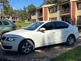 2016 Skoda Octavia III (A7), белый, 1100000 рублей, вид 2
