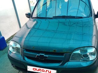 2011 Chevrolet Niva I Рестайлинг, серый, 310000 рублей, вид 1