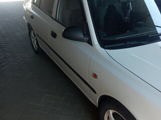 2011 Hyundai Accent ТагАЗ II, белый, 410000 рублей, вид 4