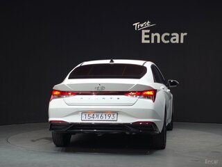 2023 Hyundai Avante VII, белый, 1700000 рублей, вид 3