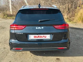 2021 Kia Ceed III Рестайлинг, чёрный, 1850000 рублей, вид 3