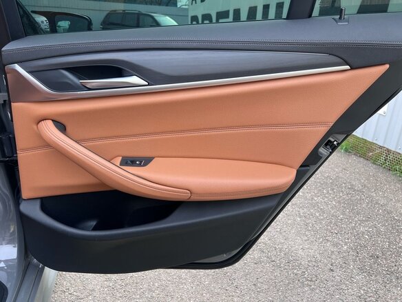 2021 BMW 5 серии 530d xDrive VII (G30/G31/G38) Рестайлинг, серый, 5950000 рублей - вид 19