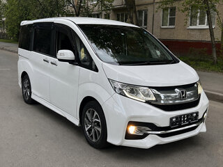 2016 Honda Stepwgn Spada V, белый, 1440000 рублей, вид 1