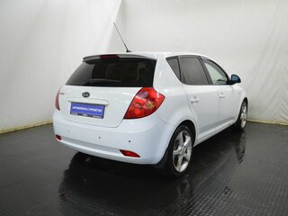 2009 Kia Ceed I, белый, 553000 рублей, вид 5