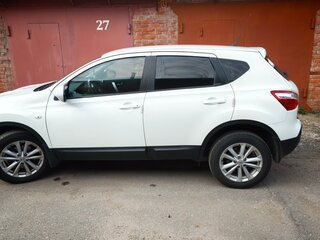 2011 Nissan Qashqai I Рестайлинг, белый, 1100000 рублей, вид 4
