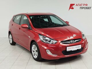 2013 Hyundai Solaris I, красный, 778000 рублей, вид 3