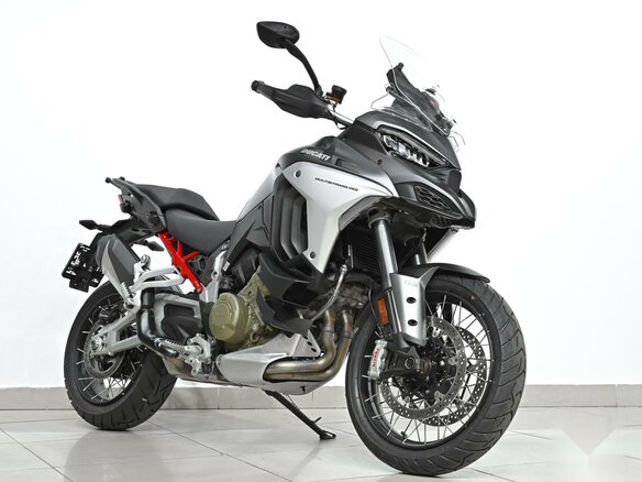 2022 Ducati Multistrada V4, серый