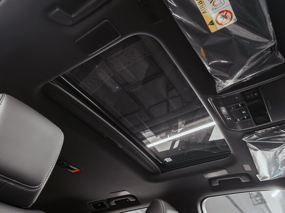2026 Lexus LX 500d IV, чёрный, 18500000 рублей - вид 27