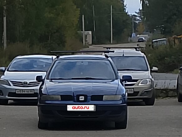 2002 SEAT Leon I, синий, 350000 рублей - вид 2