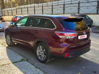 2014 Toyota Highlander III (XU50), красный, 3500000 рублей, вид 4