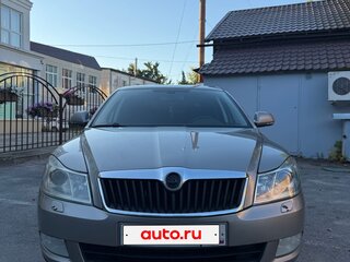 2013 Skoda Octavia II (A5) Рестайлинг, бежевый, 600000 рублей, вид 1