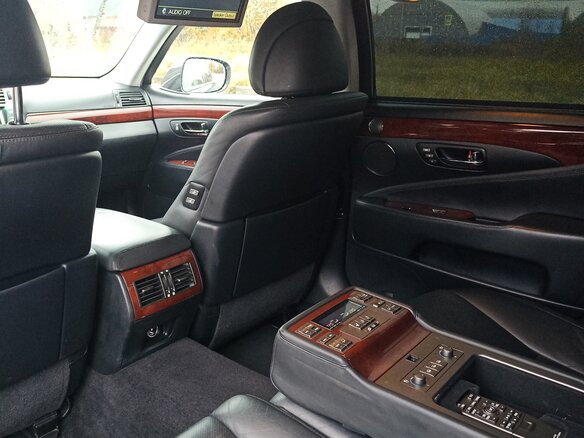 2008 Lexus LS 460 IV, серый, 1150000 рублей - вид 33