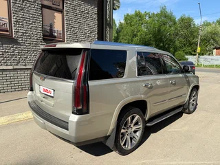2016 Cadillac Escalade IV, бежевый, 4700000 рублей, вид 5