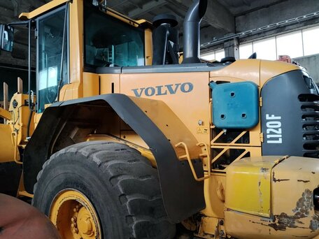 2013 Volvo L120, жёлтый, 7500000 рублей, вид 3