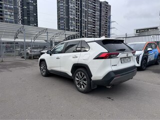 2019 Toyota RAV4 V (XA50), белый, 2899000 рублей, вид 4