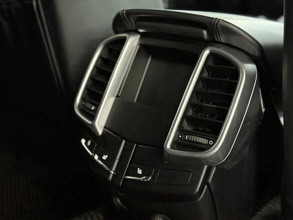 2015 Porsche Cayenne II Рестайлинг (958), чёрный, 4950000 рублей - вид 13