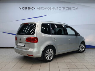 2012 Volkswagen Touran I Рестайлинг 2, серебристый, 1040000 рублей, вид 3