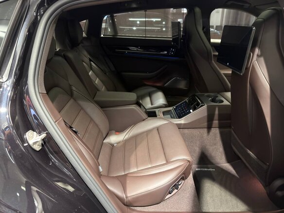 2026 Porsche Panamera 4 E-Hybrid Executive III, чёрный, 26990000 рублей - вид 20