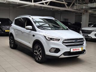 2018 Ford Kuga II Рестайлинг, белый, 1570000 рублей, вид 1