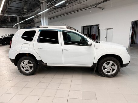 2015 Renault Duster I Рестайлинг, белый, 1022000 рублей, вид 4