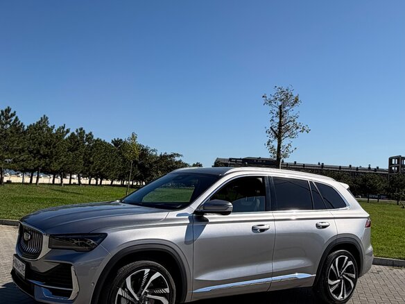 2023 Geely Monjaro I, серый, 2890000 рублей - вид 6