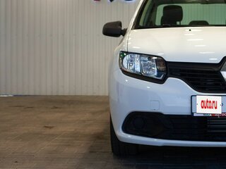 2015 Renault Logan II, белый, 545000 рублей, вид 4