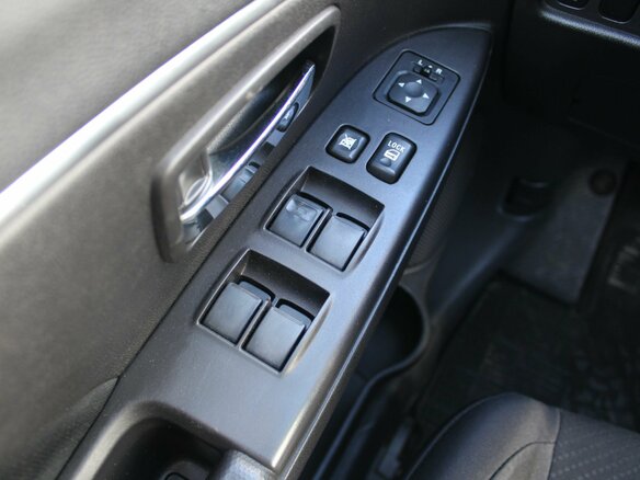 2013 Mitsubishi ASX I Рестайлинг, чёрный, 1110000 рублей - вид 12