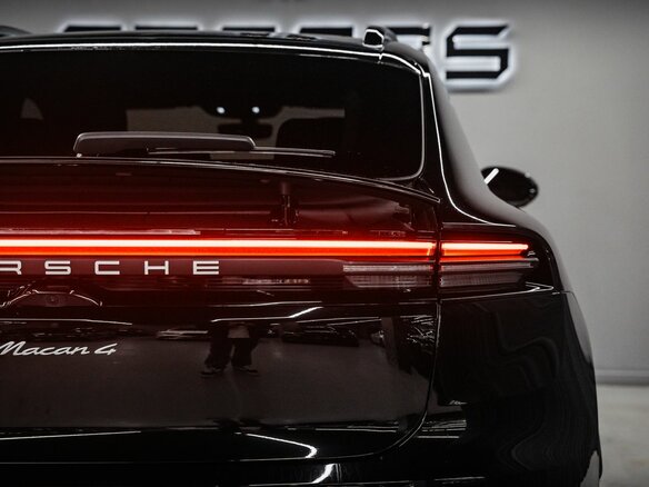 2024 Porsche Macan 4 II, чёрный, 14994000 рублей - вид 15