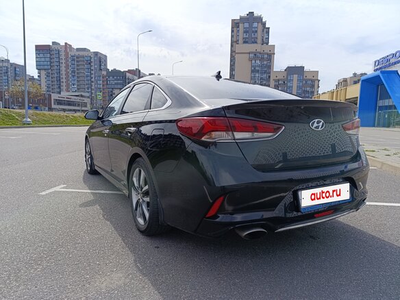 2019 Hyundai Sonata VII (LF) Рестайлинг, чёрный, 1410000 рублей - вид 6