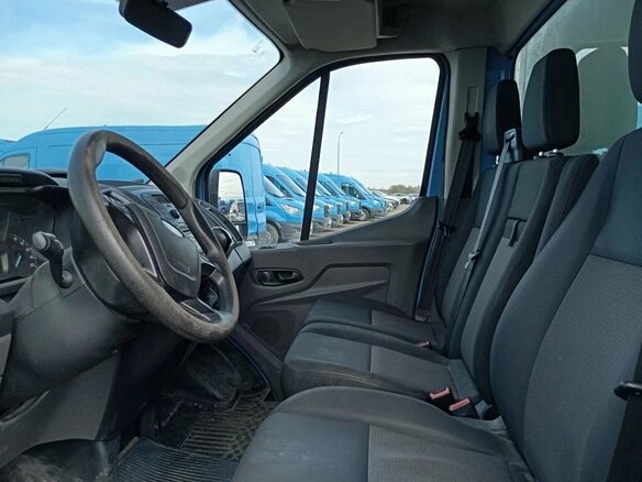 2021 Ford Transit, синий, 2240000 рублей - вид 7