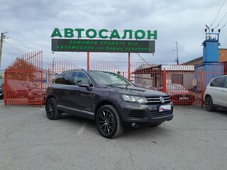 2012 Volkswagen Touareg II, чёрный, 2378000 рублей, вид 4