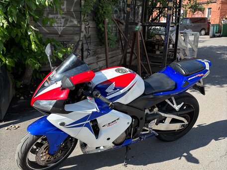 2005 Honda CBR 600RR, белый, 400000 рублей, вид 1