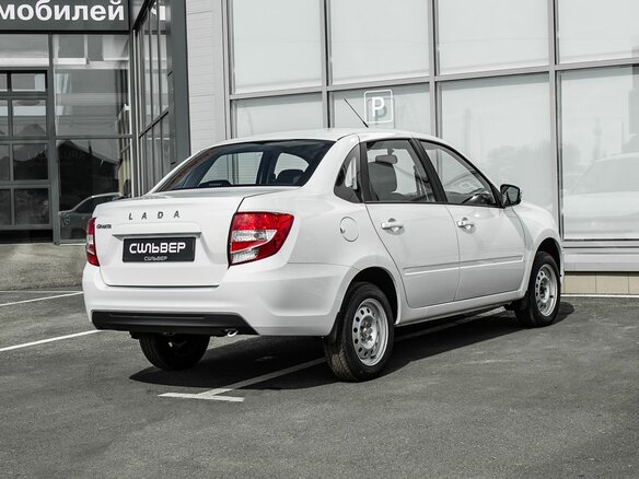 2026 Lada (ВАЗ) Granta I Рестайлинг, белый, 1068000 рублей - вид 8