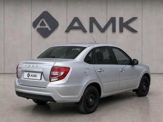 2026 Lada (ВАЗ) Granta I Рестайлинг, серебристый, 1121000 рублей, вид 4