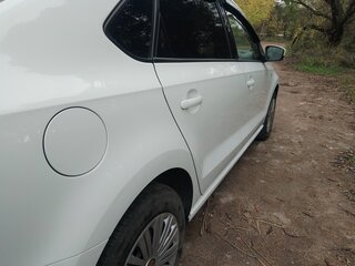 2018 Volkswagen Polo V Рестайлинг, белый, 925000 рублей, вид 5