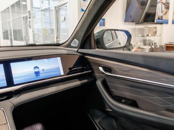 2025 Geely Monjaro I Рестайлинг, зелёный - вид 10